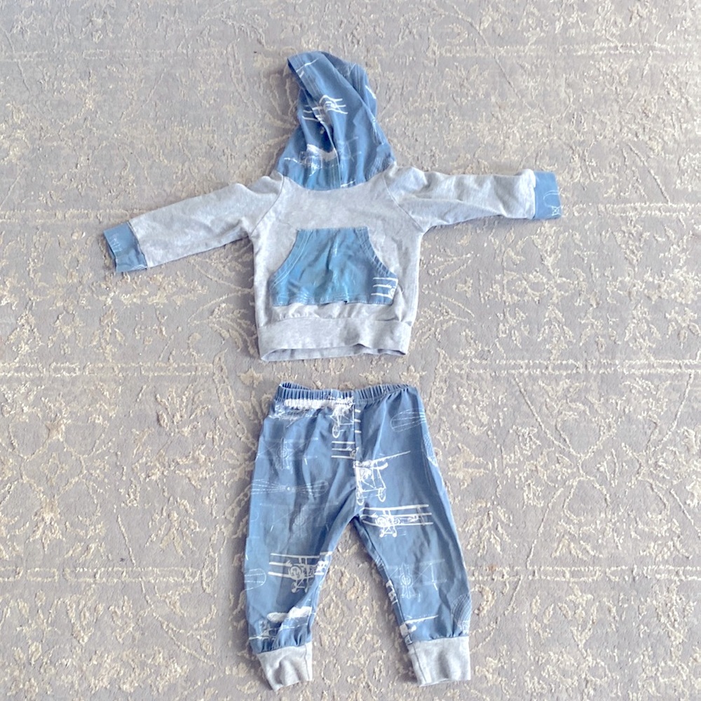 Baby/ Toddler Hoodie & pants 12-24 months